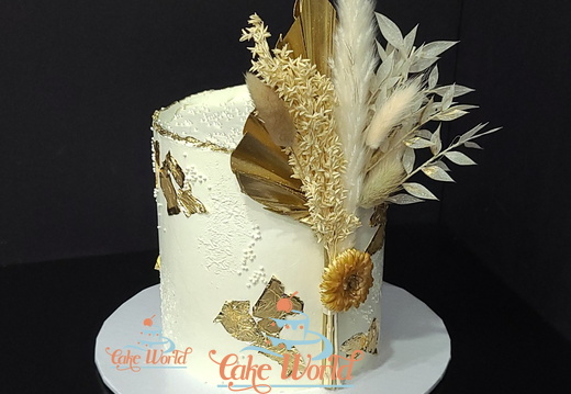 Gold Palm Spear Cake